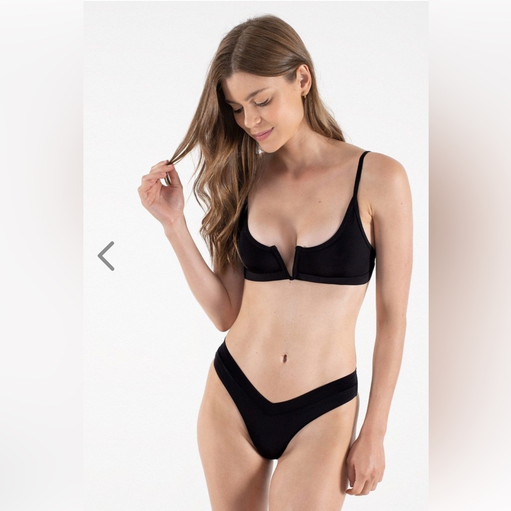 OneOne Swimwear Medium Bikini Set, Jenna and Jesse Set in Black